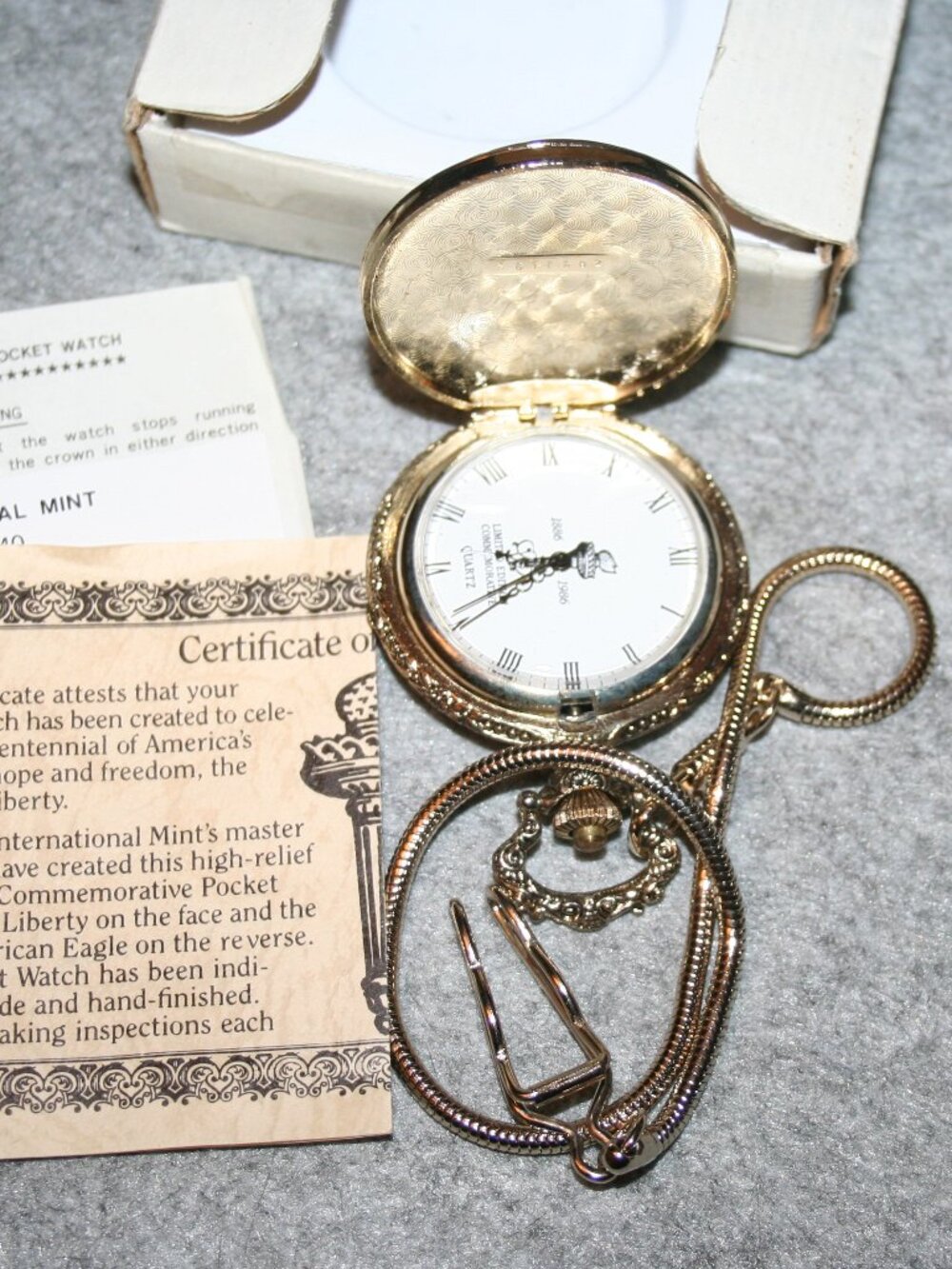 Vtg Statue of Libery Pocket Watch American International Mint NIB